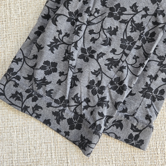 Relativity Pajama Set - Picture 6 of 11